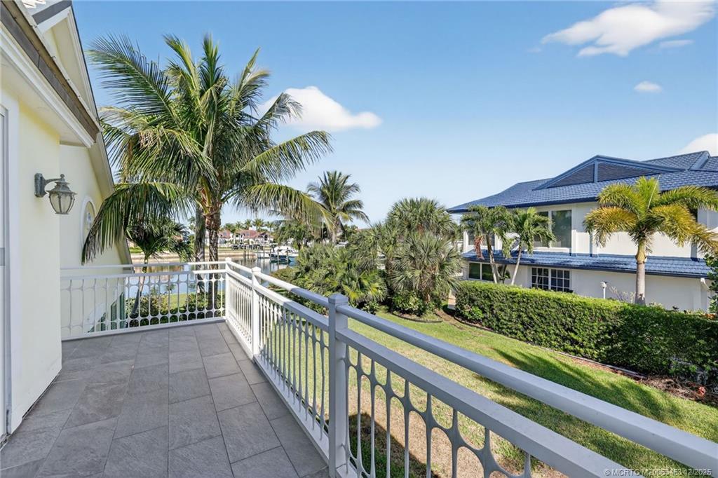 Stuart, Florida 34996, United States, 5 Bedrooms Bedrooms, ,6 BathroomsBathrooms,Residential,Active,257338