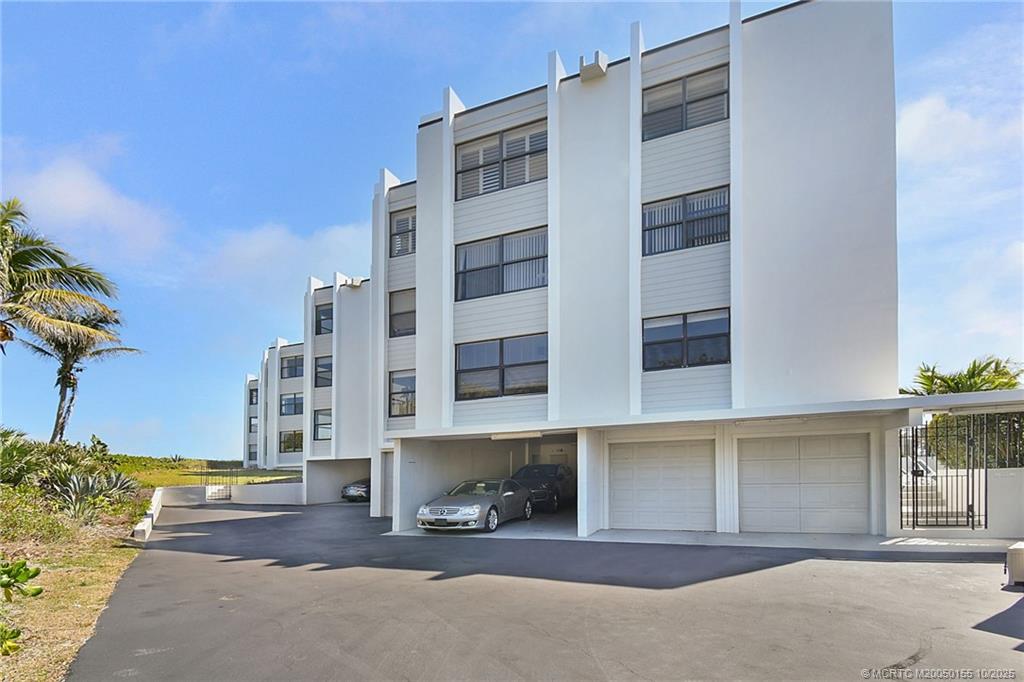 Stuart, Florida 34996, United States, 2 Bedrooms Bedrooms, ,2 BathroomsBathrooms,Residential,Active,108286