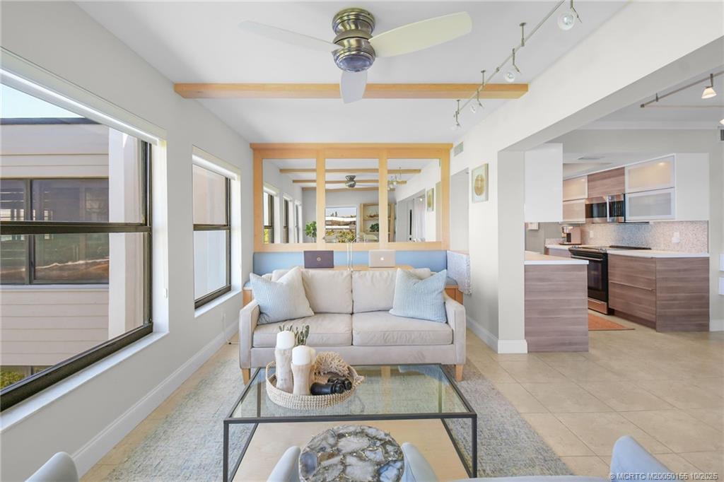 Stuart, Florida 34996, United States, 2 Bedrooms Bedrooms, ,2 BathroomsBathrooms,Residential,Active,108286