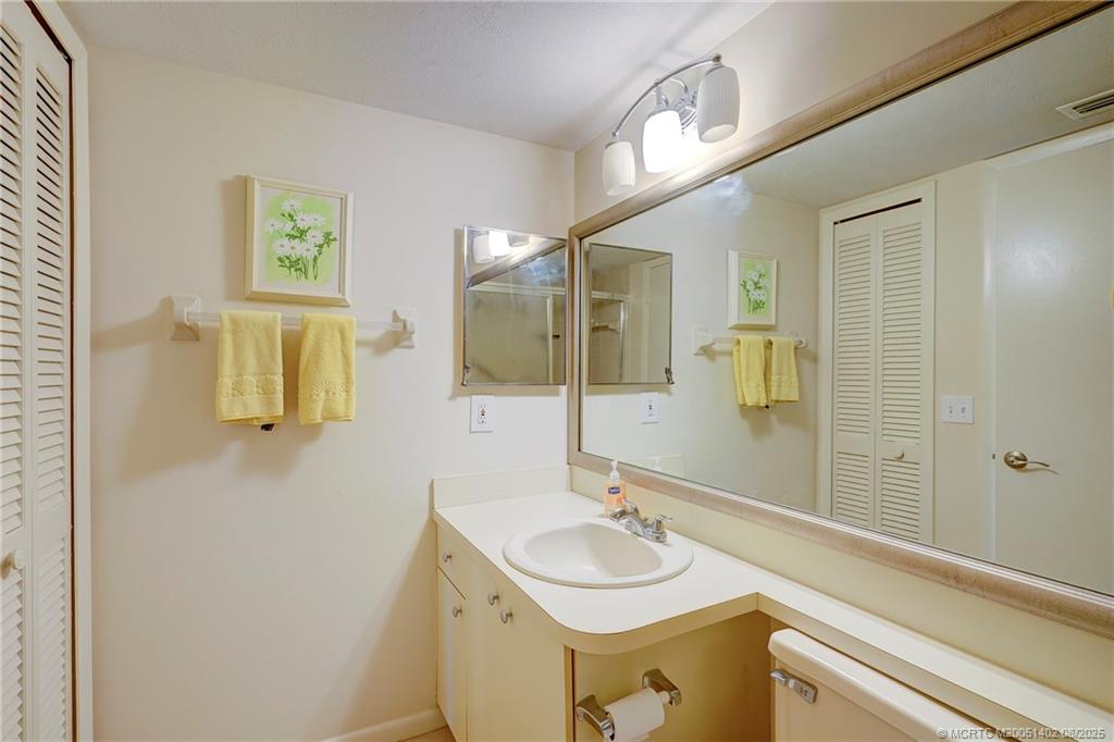 Stuart, Florida 34996, United States, 2 Bedrooms Bedrooms, ,2 BathroomsBathrooms,Residential,Active,170202