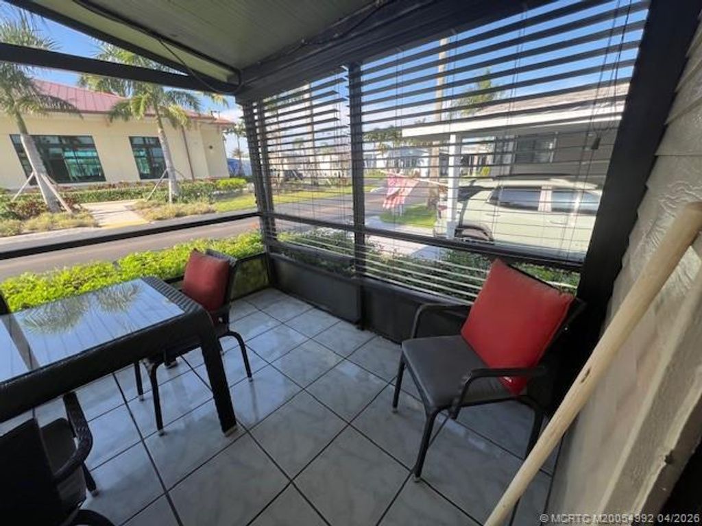Photo of 3304 Lake Overlook Place, Lantana, FL 33462 (MLS # M20054992)