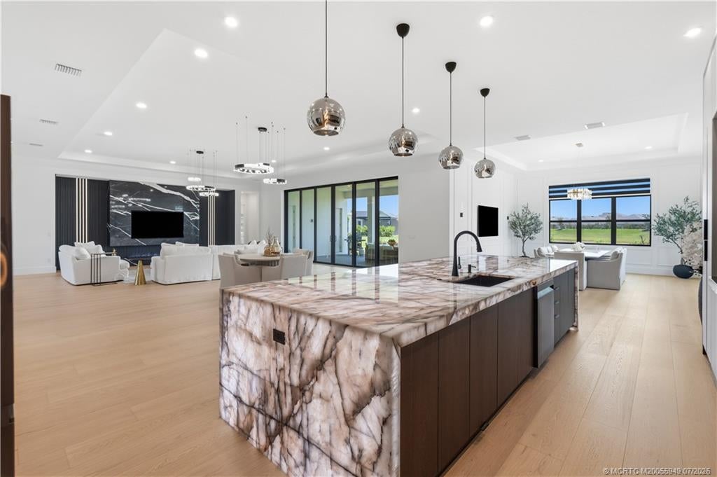 2025 built & elevated in every detail, this Zara model at Astor Creek – image 15