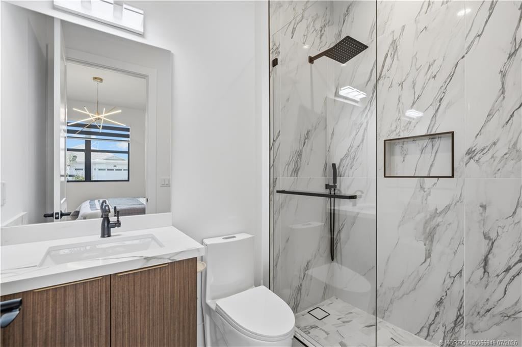 2025 built & elevated in every detail, this Zara model at Astor Creek – image 31