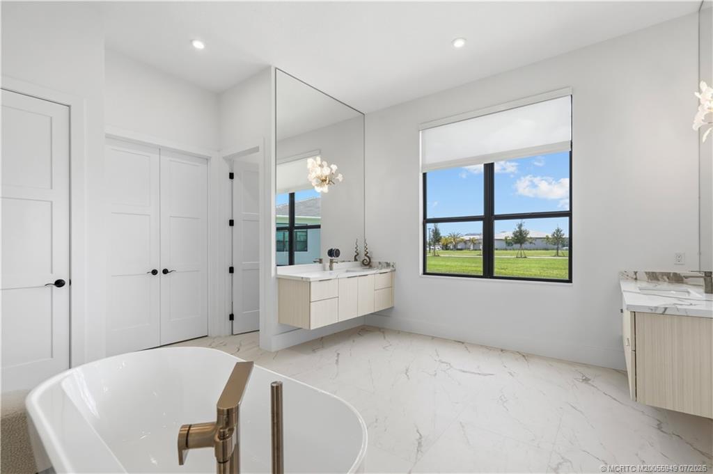 2025 built & elevated in every detail, this Zara model at Astor Creek – image 24
