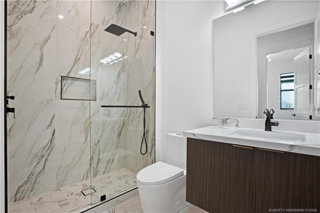 2025 built & elevated in every detail, this Zara model at Astor Creek – image 38