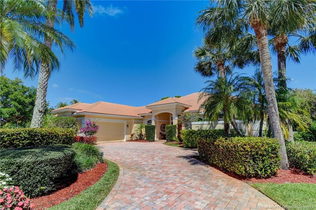 Photo of 3697 SE Doubleton Drive, Stuart, FL 34997 (MLS # M20038625)