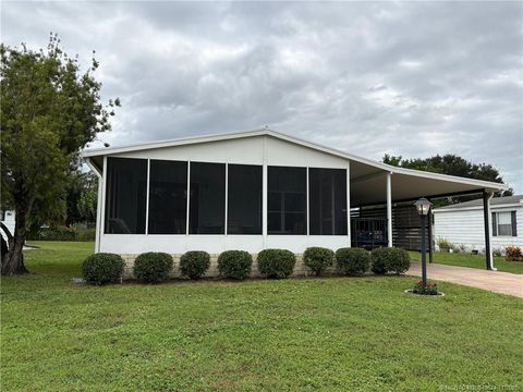 Photo of 2883 SW Monarch Trail, Stuart, FL 34997 (MLS # M20049624)