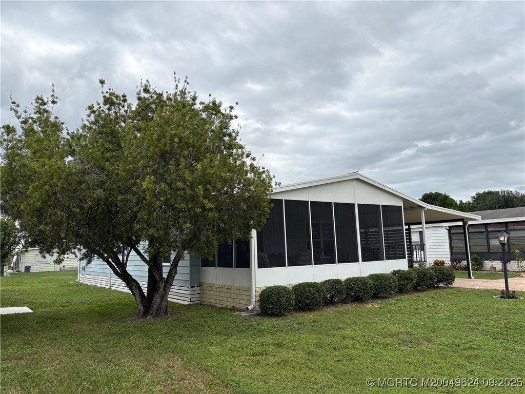 Photo of 2883 SW Monarch Trail, Stuart, FL 34997 (MLS # M20049624)