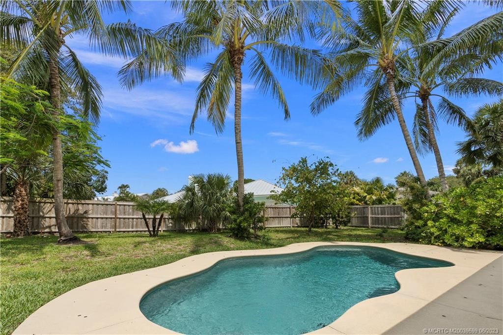 Photo of 53 N Sewalls Point Road, Sewalls Point, FL 34996 (MLS # M20039599)