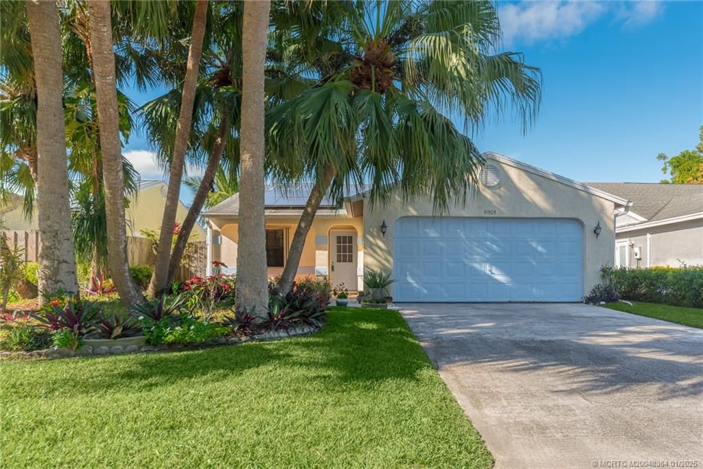 Photo of 5903 SE Grafton Drive, Stuart, FL 34997 (MLS # M20048384)