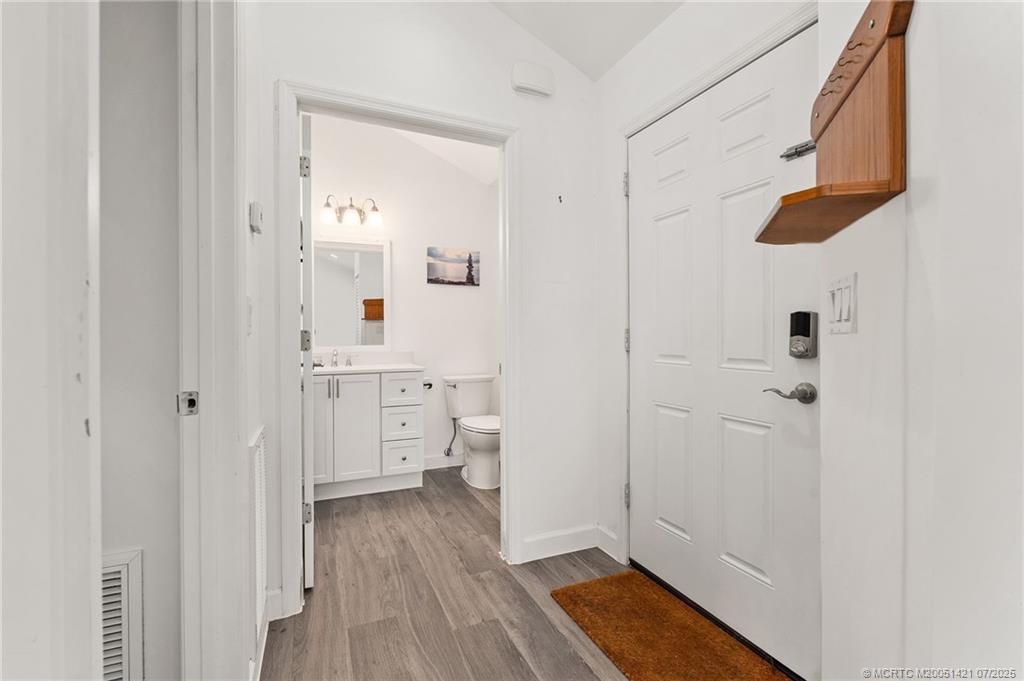 Stuart, Florida 34997, United States, 1 Bedroom Bedrooms, ,1 BathroomBathrooms,Residential,Active,171635