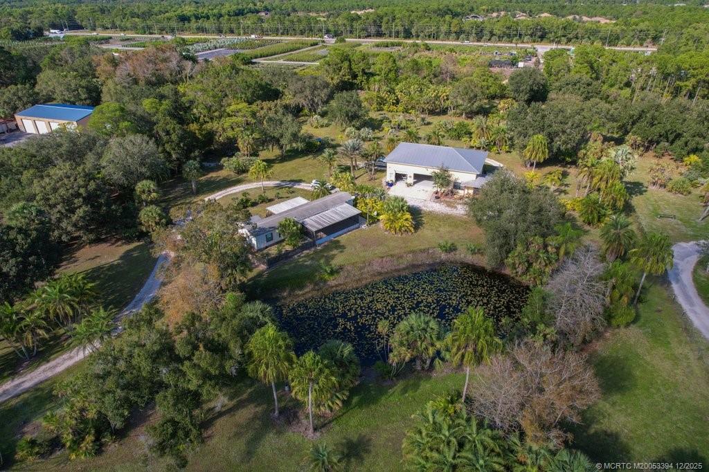 5601 SW Sunshine Farms Way