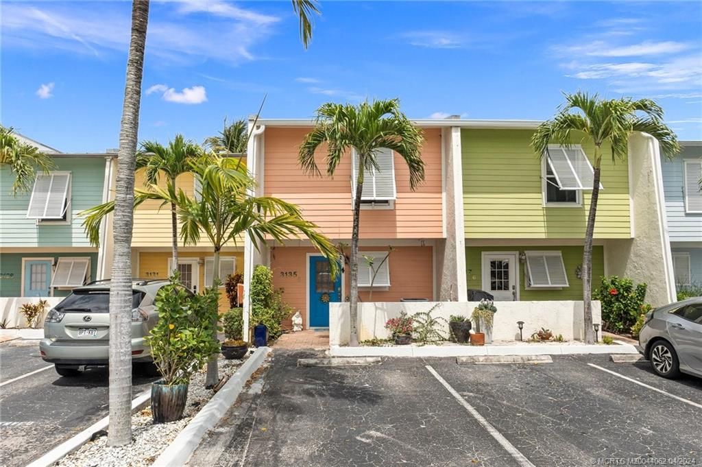 Photo of 3135 SE Indian Street #5, Stuart, FL 34997 (MLS # M20044062)