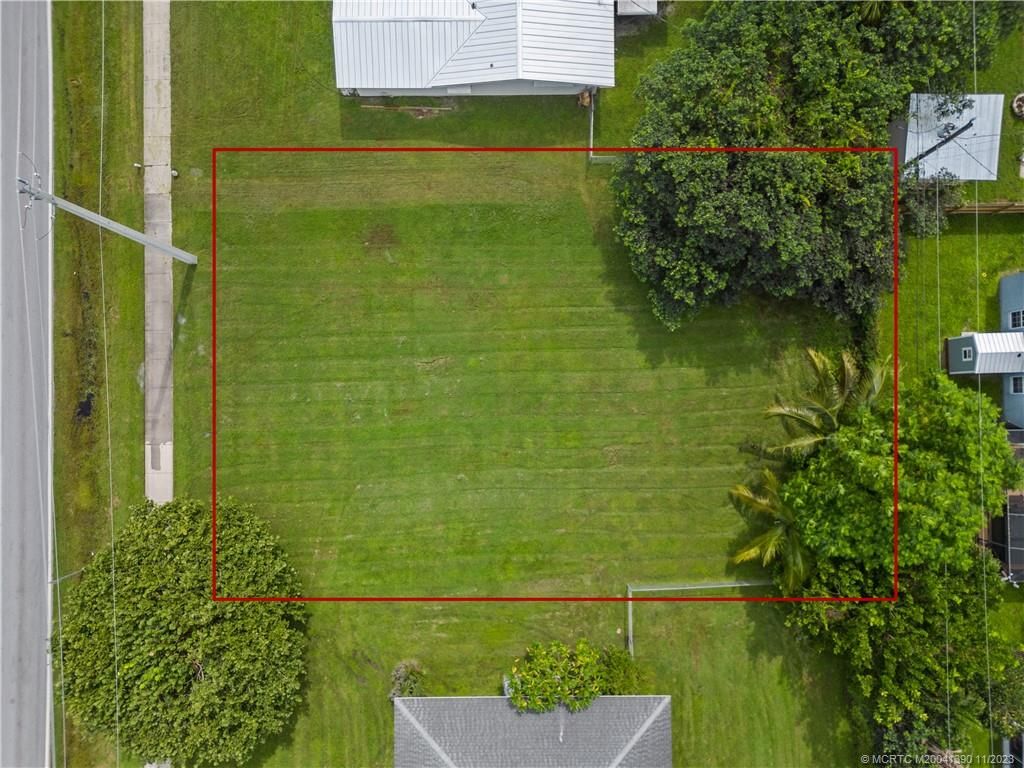 Photo of 206 Riomar Drive, Port Saint Lucie, FL 34952 (MLS # M20041390)