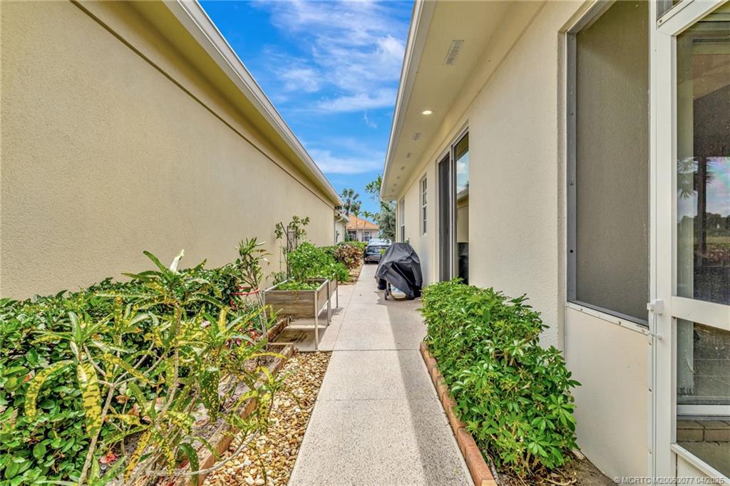 7904 SE Double Tree Drive