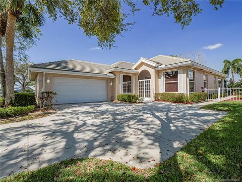 Photo of 2580 SW Greenwich Way, Palm City, FL 34990 (MLS # M20049570)