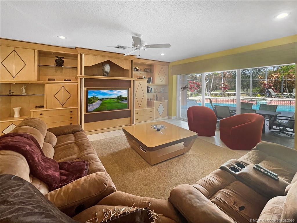 Palm City, Florida, 34990, United States, 5 Bedrooms Bedrooms, ,5 BathroomsBathrooms,Residential,Active,2020506