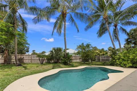 Photo of 53 N Sewalls Point Road, Sewalls Point, FL 34996 (MLS # M20055377)