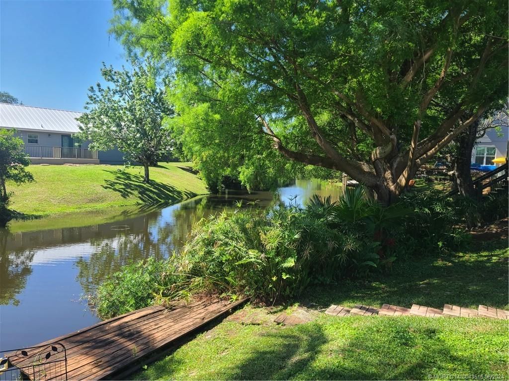 Photo of 496 SE Cardinal Trail, Stuart, FL 34997 (MLS # M20043516)