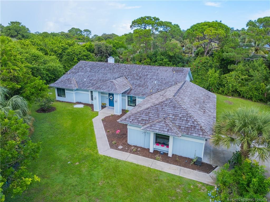 Photo of 835 NE Stokes Terrace, Jensen Beach, FL 34957 (MLS # M20046627)