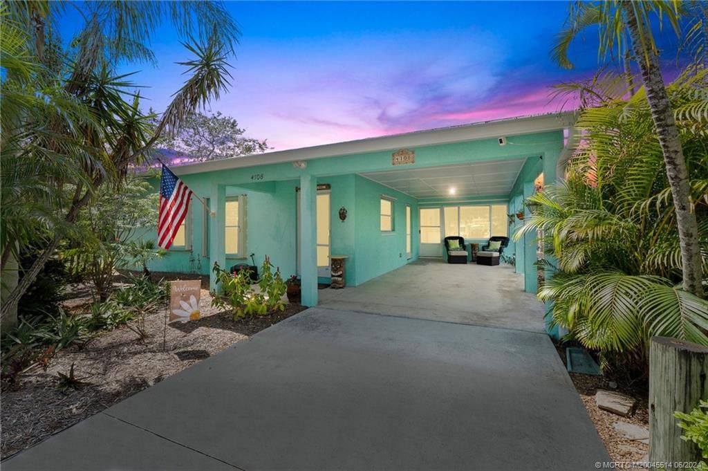 Photo of 4108 SE Barcelona Street, Stuart, FL 34997 (MLS # M20045514)