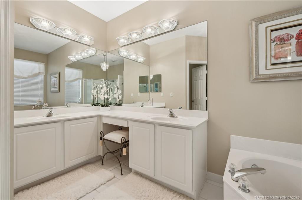 Jensen Beach, Florida 34957, United States, 3 Bedrooms Bedrooms, ,2 BathroomsBathrooms,Residential,Active,89180