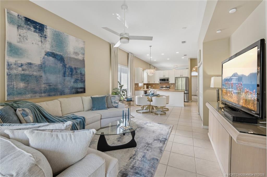 Jensen Beach, Florida 34957, United States, 3 Bedrooms Bedrooms, ,2 BathroomsBathrooms,Residential,Active,89180