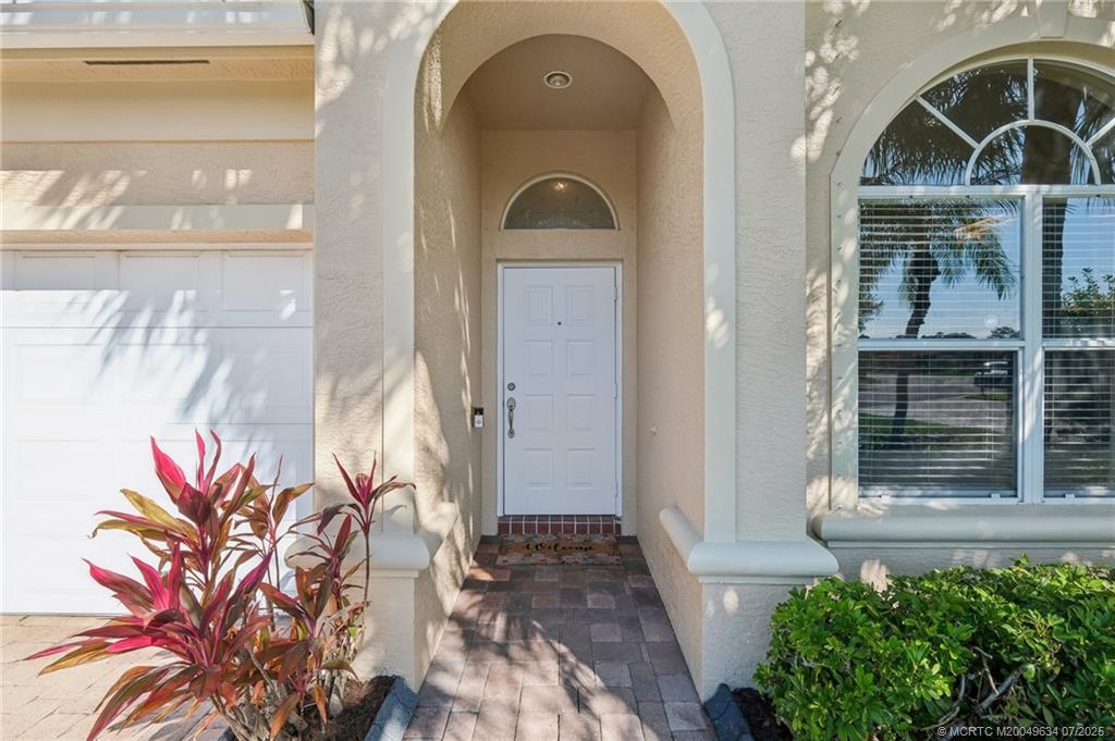 Jensen Beach, Florida 34957, United States, 3 Bedrooms Bedrooms, ,2 BathroomsBathrooms,Residential,Active,89180