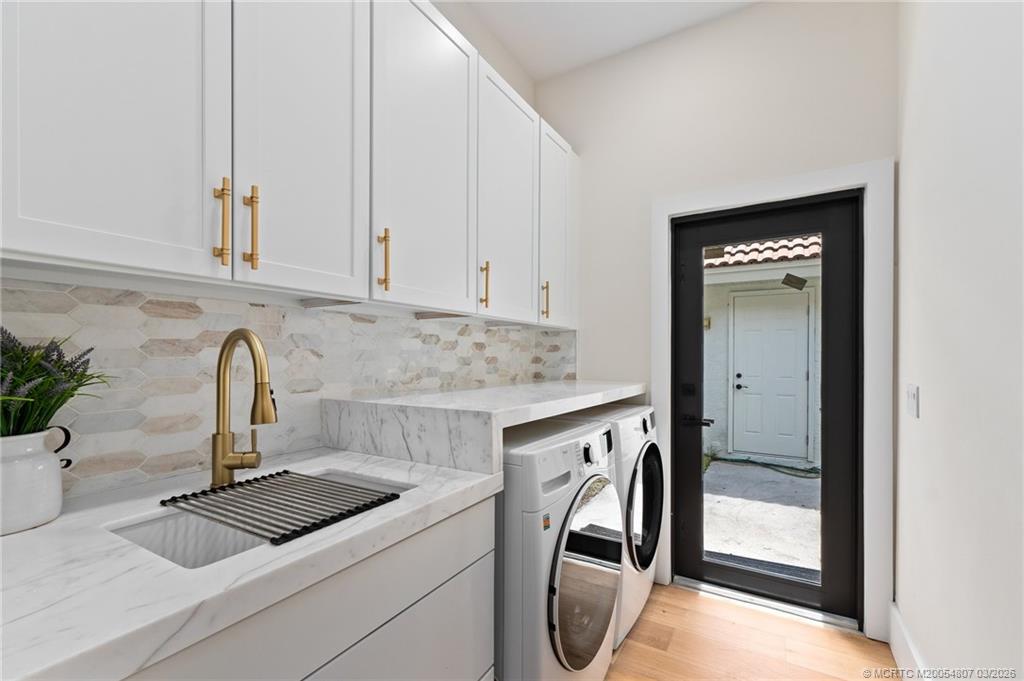 Palm City, Florida, 34990, United States, 4 Bedrooms Bedrooms, ,6 BathroomsBathrooms,Residential,Active,2031024