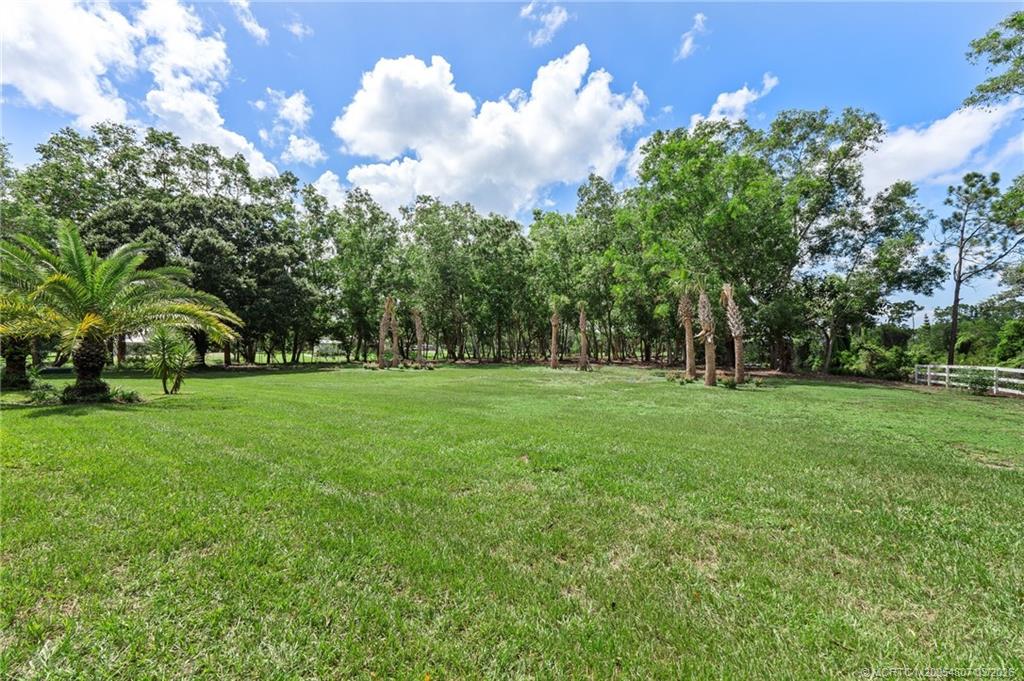 Palm City, Florida, 34990, United States, 4 Bedrooms Bedrooms, ,6 BathroomsBathrooms,Residential,Active,2031024
