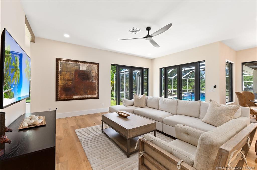 Palm City, Florida, 34990, United States, 4 Bedrooms Bedrooms, ,6 BathroomsBathrooms,Residential,Active,2031024