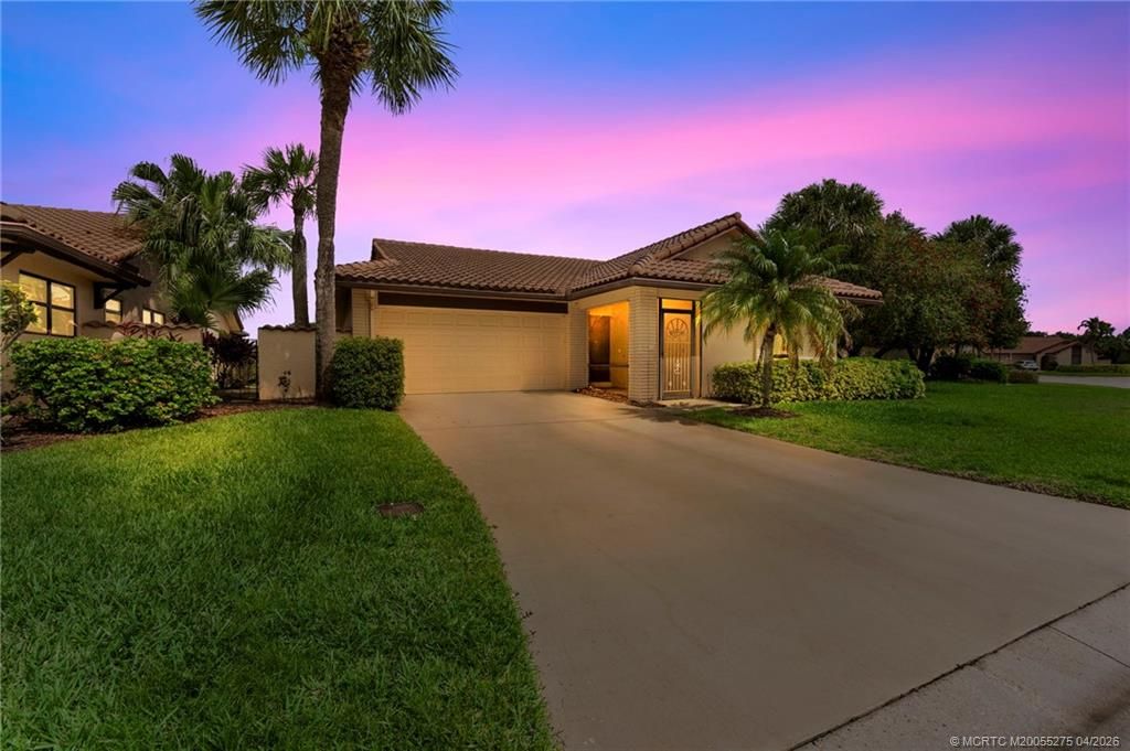 Photo of 3281 SW Bobalink Way, Palm City, FL 34990 (MLS # M20055275)