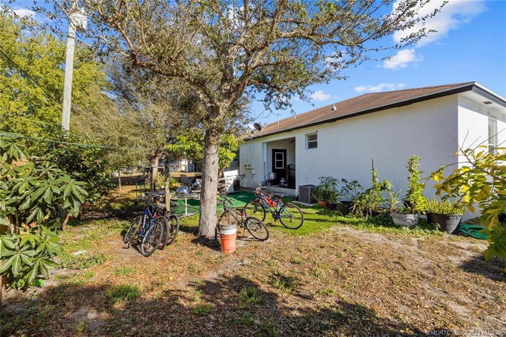 2593 SE Indian Street