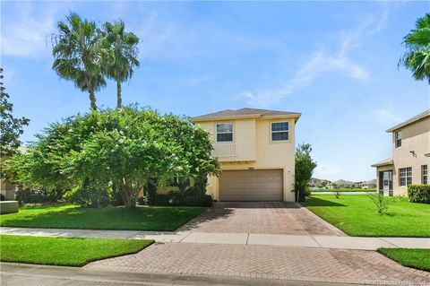 Homes For Sale - 9902 E Verona Circle<br/> Vero Beach, FL 32966