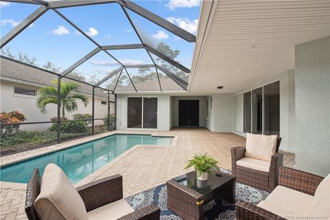 1018 SW Carolina Circle Vero Beach FL 32962
