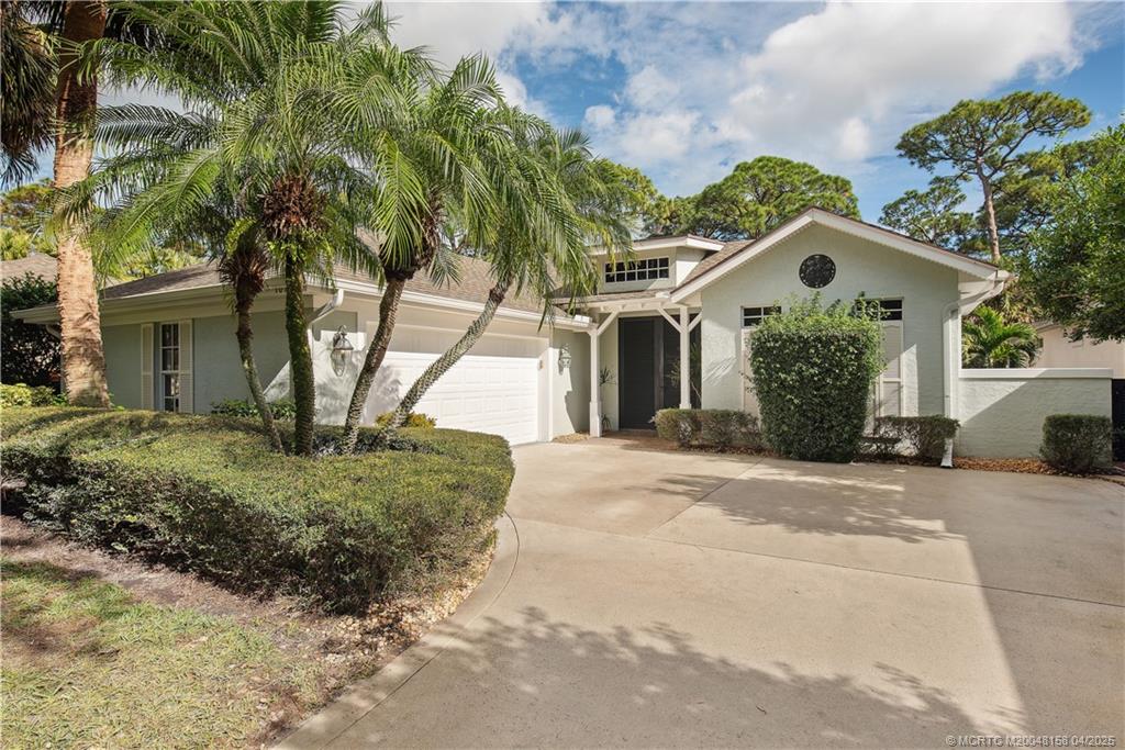 1018 SW Carolina Circle