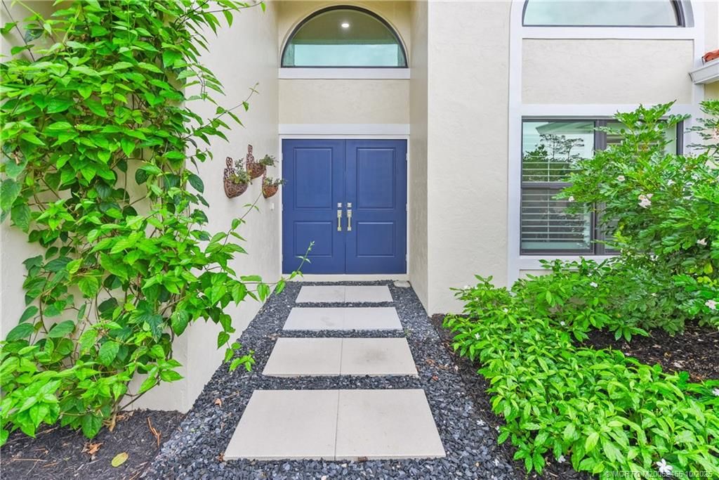 Photo of 4870 SW Parkgate Boulevard, Palm City, FL 34990 (MLS # M20052465)