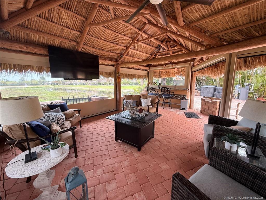 83 NW Putter Pointe