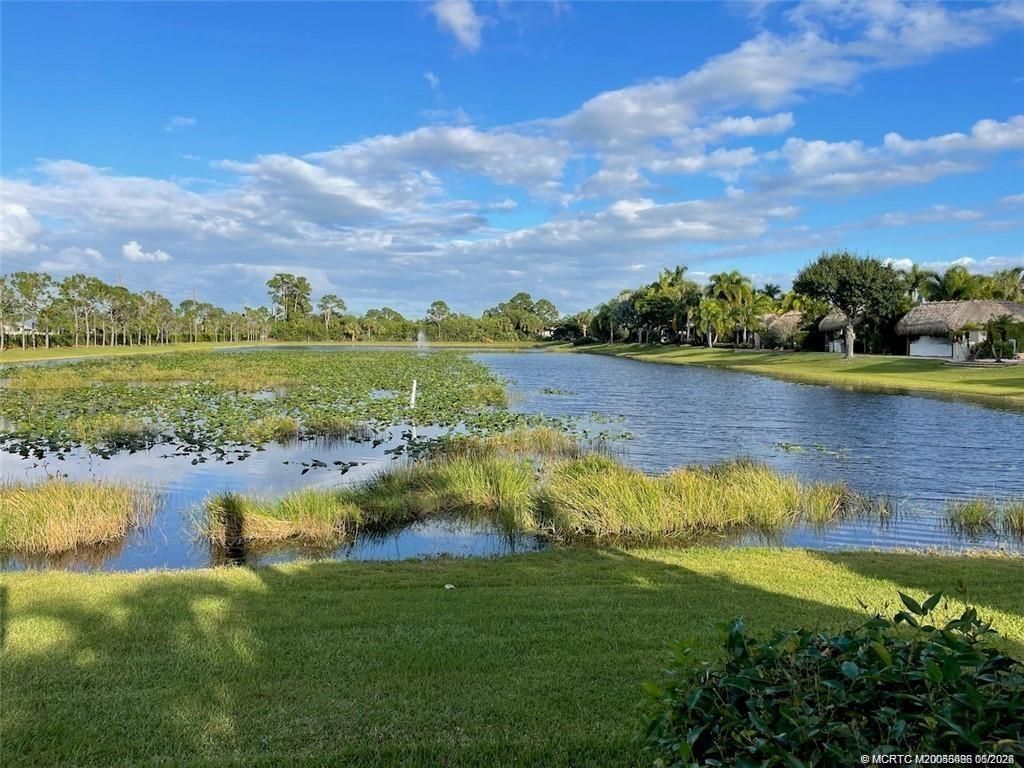 Photo of 83 NW Putter Pointe, Port Saint Lucie, FL 34986 (MLS # M20055496)