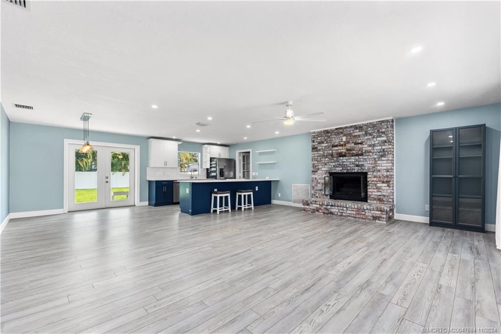 Photo of 5907 Myrtle Drive, Fort Pierce, FL 34982 (MLS # M20047684)