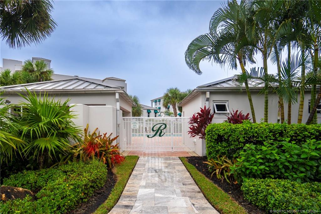 Stuart, Florida 34996, United States, 3 Bedrooms Bedrooms, ,3 BathroomsBathrooms,Residential,Active,40043