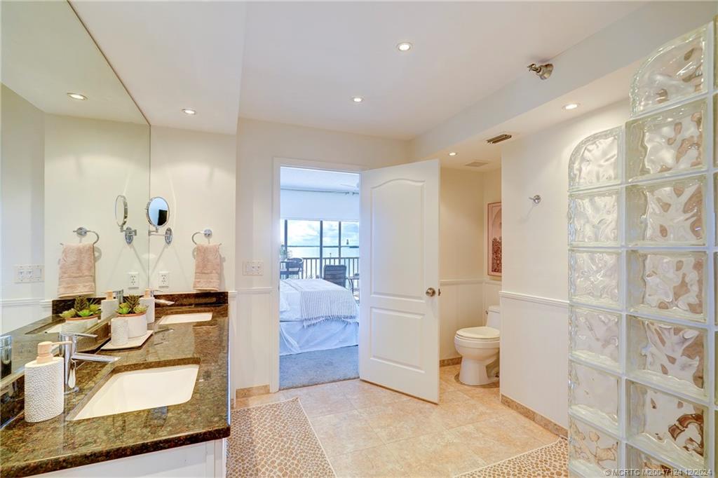 Stuart, Florida 34996, United States, 3 Bedrooms Bedrooms, ,3 BathroomsBathrooms,Residential,Active,40043