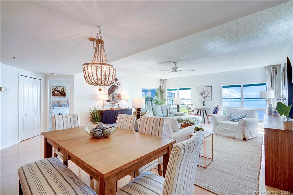 Stuart, Florida 34996, United States, 3 Bedrooms Bedrooms, ,3 BathroomsBathrooms,Residential,Active,40043