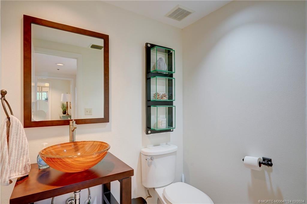 Stuart, Florida 34996, United States, 3 Bedrooms Bedrooms, ,3 BathroomsBathrooms,Residential,Active,40043