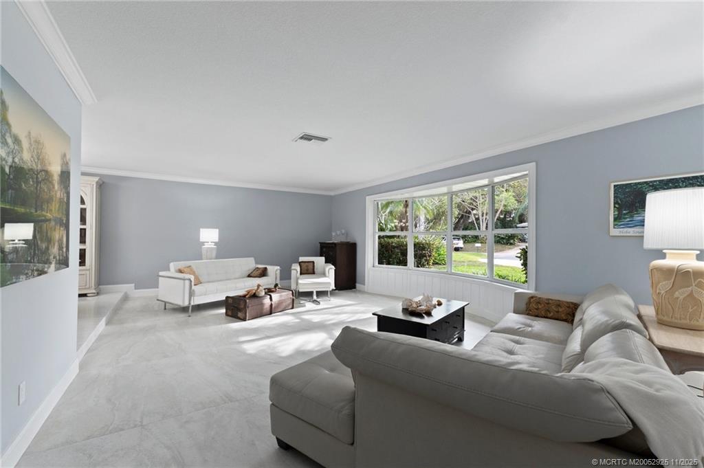 Stuart, Florida, 34996, United States, 4 Bedrooms Bedrooms, ,3 BathroomsBathrooms,Residential,Active,1984658