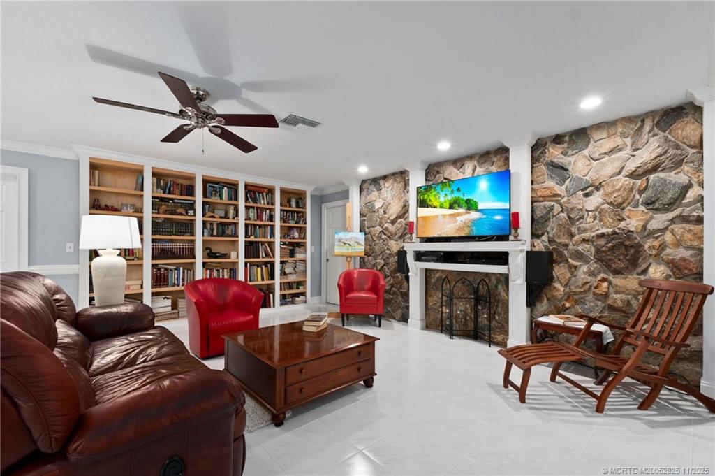 Stuart, Florida, 34996, United States, 4 Bedrooms Bedrooms, ,3 BathroomsBathrooms,Residential,Active,1984658