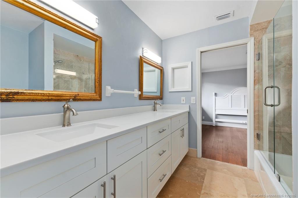 Stuart, Florida, 34996, United States, 4 Bedrooms Bedrooms, ,3 BathroomsBathrooms,Residential,Active,1984658