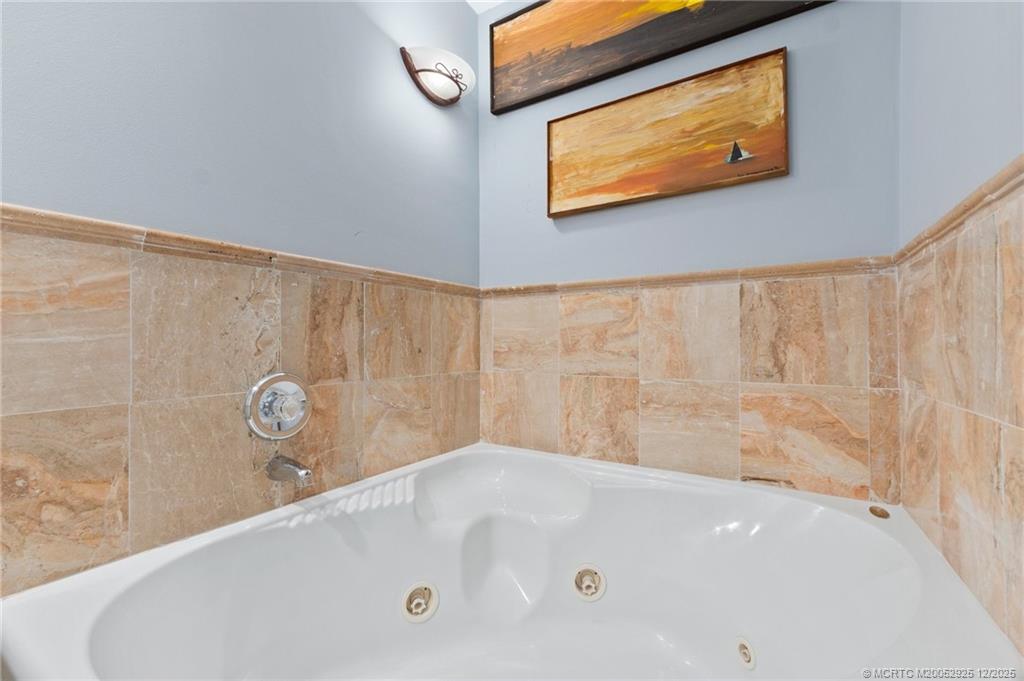 Stuart, Florida, 34996, United States, 4 Bedrooms Bedrooms, ,3 BathroomsBathrooms,Residential,Active,1984658