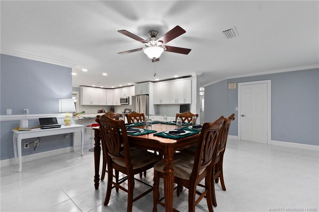 Stuart, Florida, 34996, United States, 4 Bedrooms Bedrooms, ,3 BathroomsBathrooms,Residential,Active,1984658