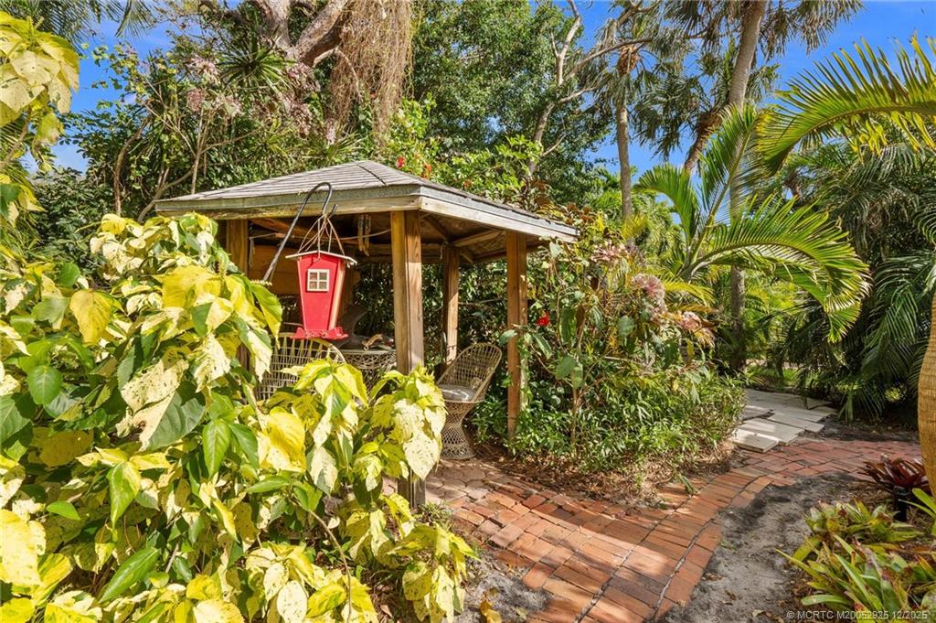 Stuart, Florida, 34996, United States, 4 Bedrooms Bedrooms, ,3 BathroomsBathrooms,Residential,Active,1984658